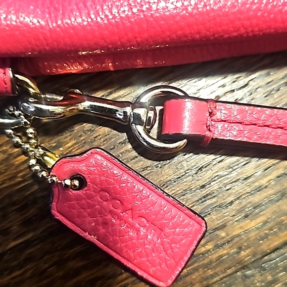Coach Pink Leather Wallet/Wristlet, 2 Zip Separate Attached Compartments, Zip Cl - Picture 3 of 9